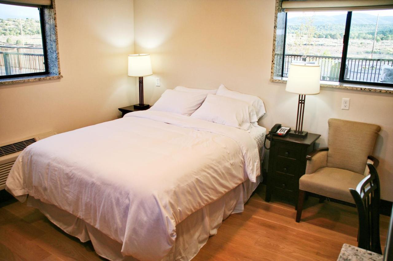 Iron Springs Luxury Lodge & Spa Cedar City Esterno foto